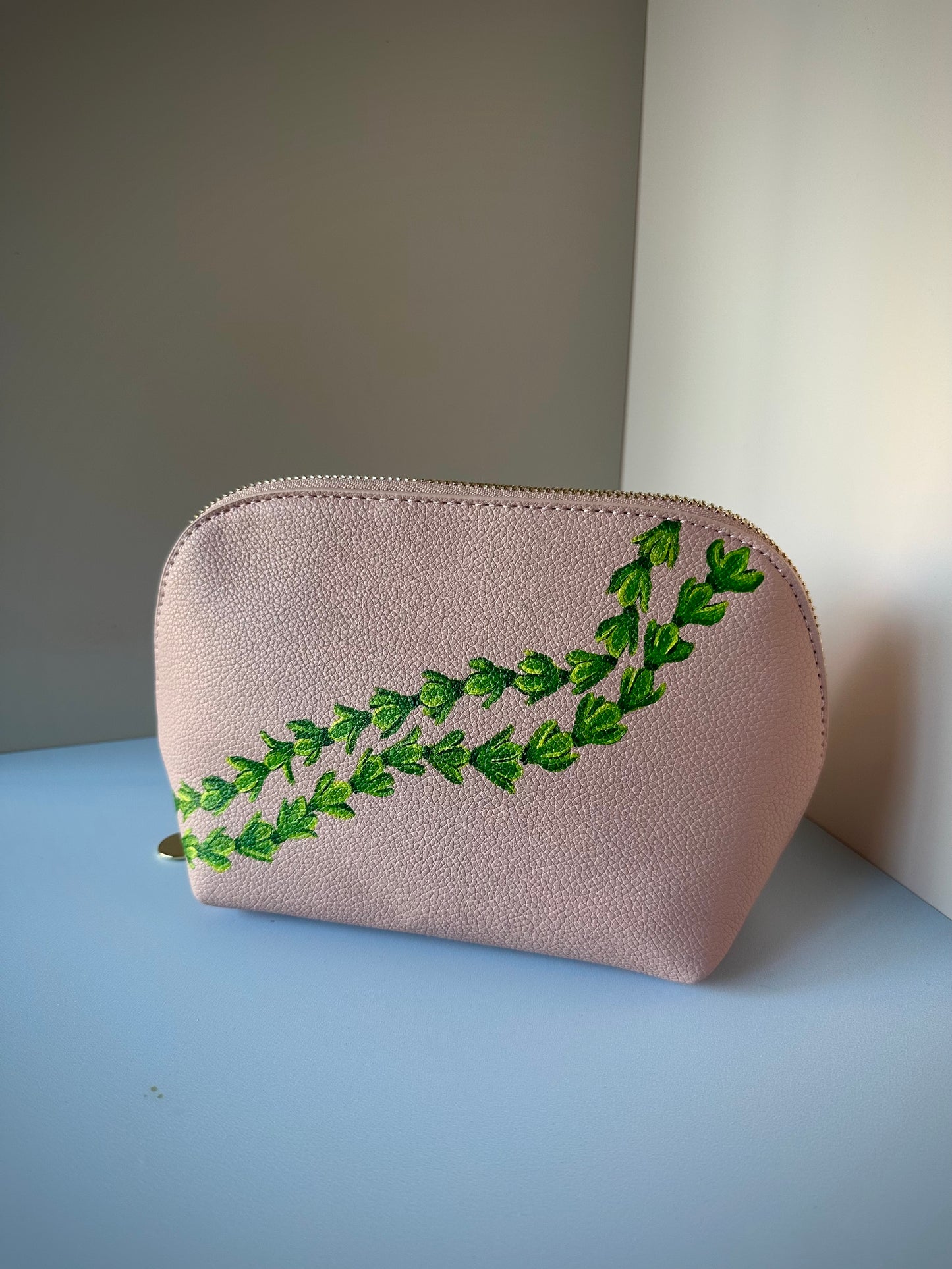 Blush Pakalana Pouch